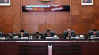 Penjabat Gubernur Hadiri Paripurna DPR Aceh, Dengarkan Pendapat Banggar atas Pertanggungjawaban APBA 2022