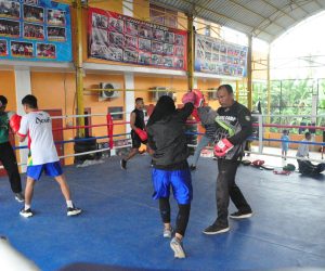 DJ Bayu Boxing