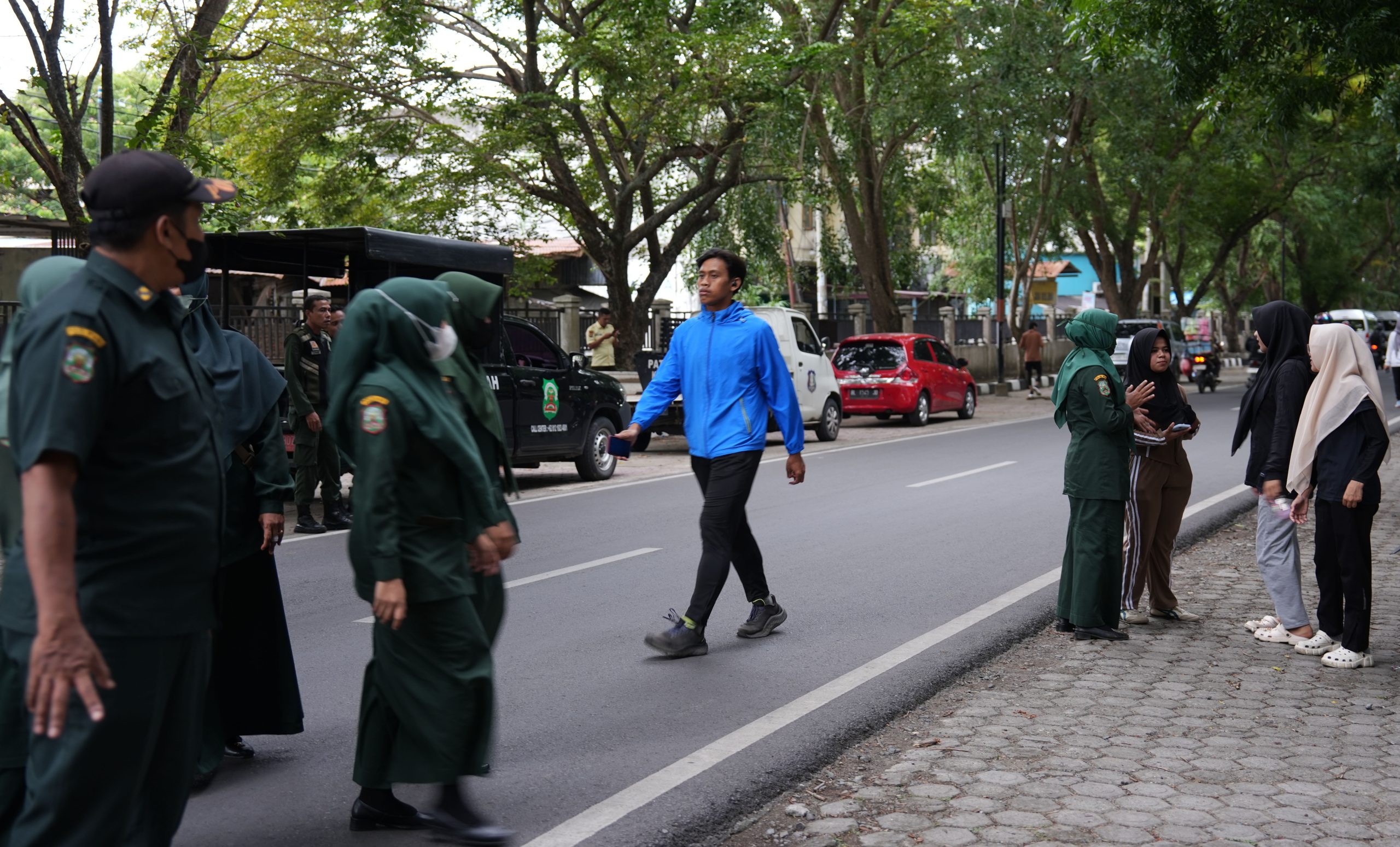 Busana Syar’i Jadi Sorotan