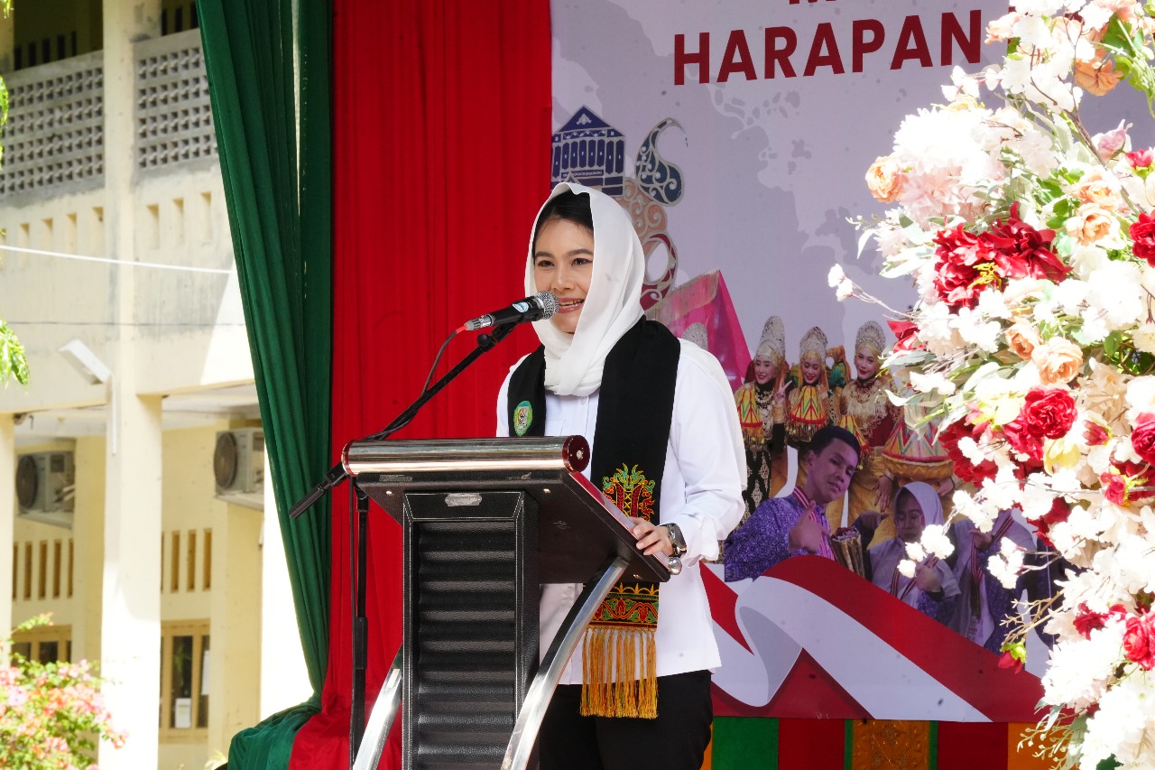 Wamen; Sekolah Garuda