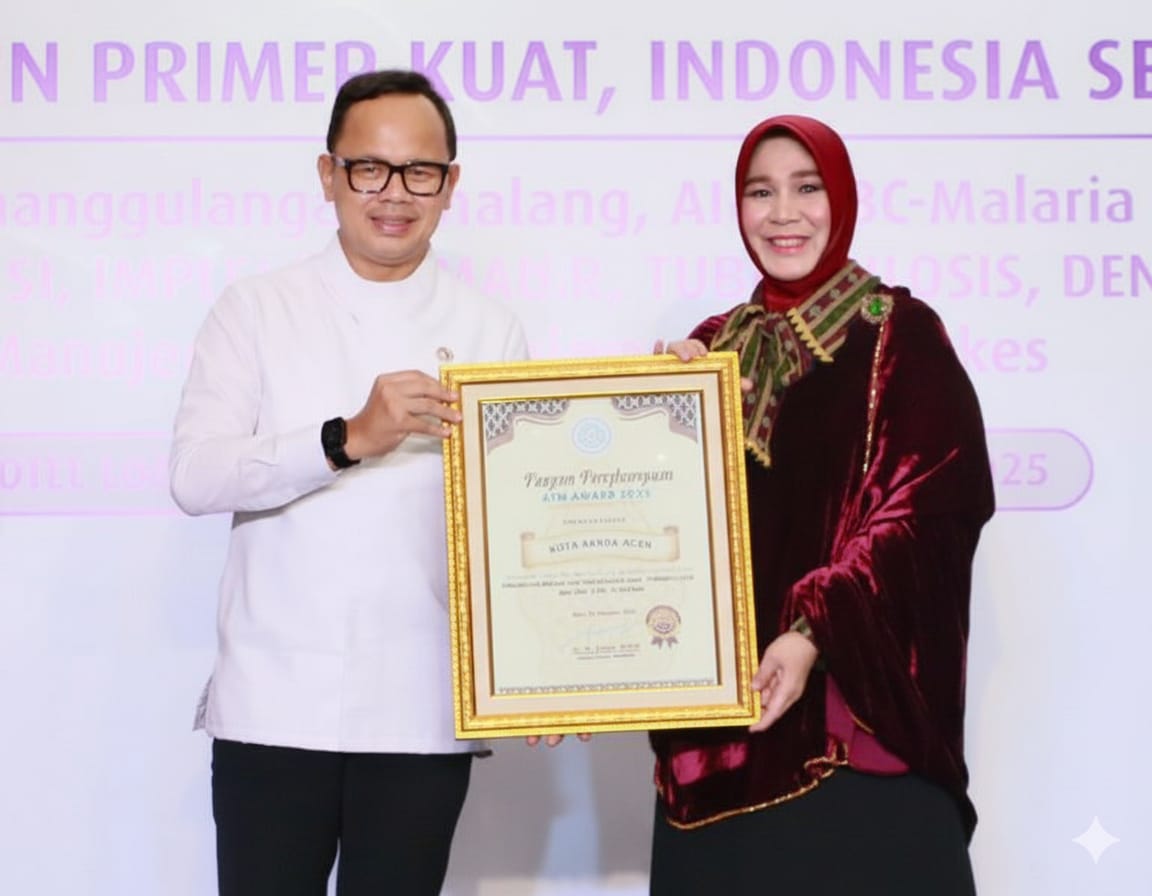 Banda Aceh Terima Penghargaan ADINKES
