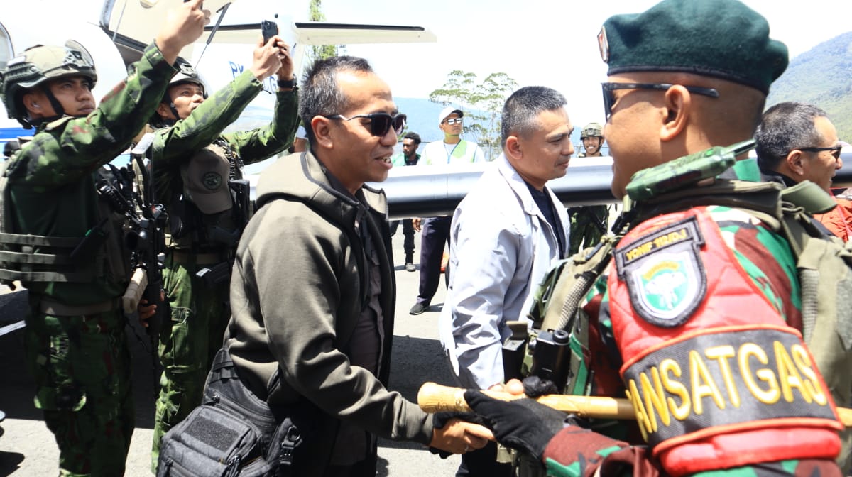 Satgas Yonif 112/DJ Sambut Kunjungan Kerja
