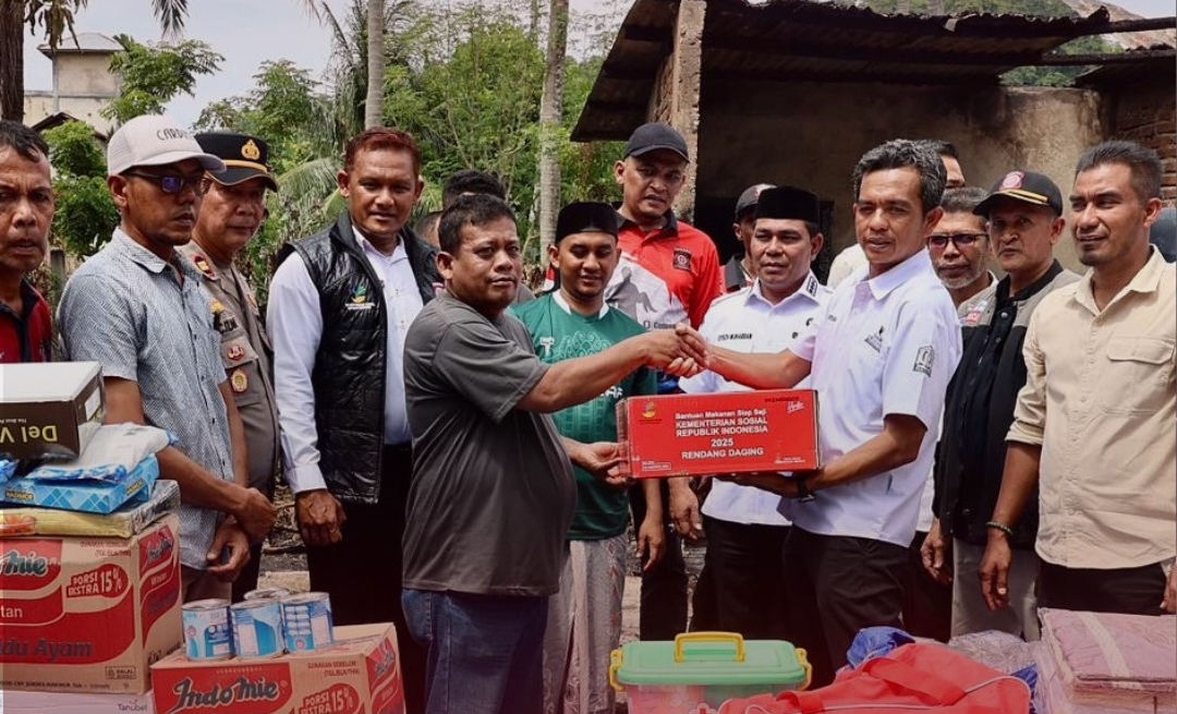Dinsos Aceh Salurkan Bantuan Masa Panik