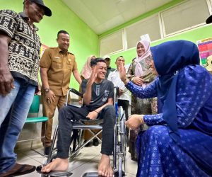Ibu Gubernur Aceh Jemput Remaja Lumpuh Layu Asal Pulo Aceh