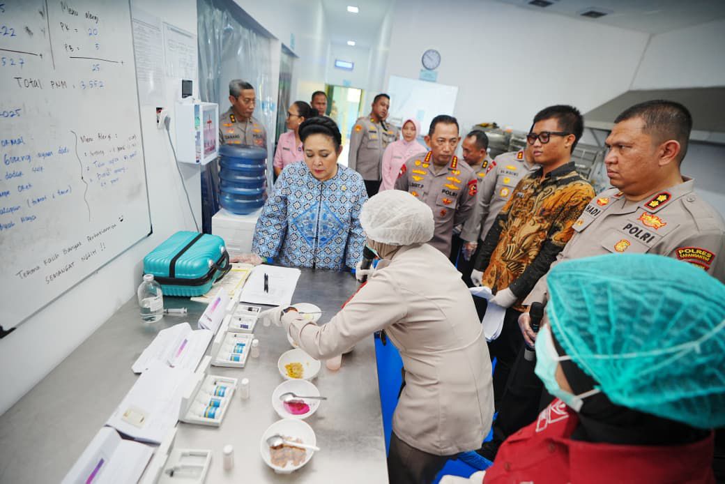 Titiek Soeharto Salut SPPG Polri Higienis