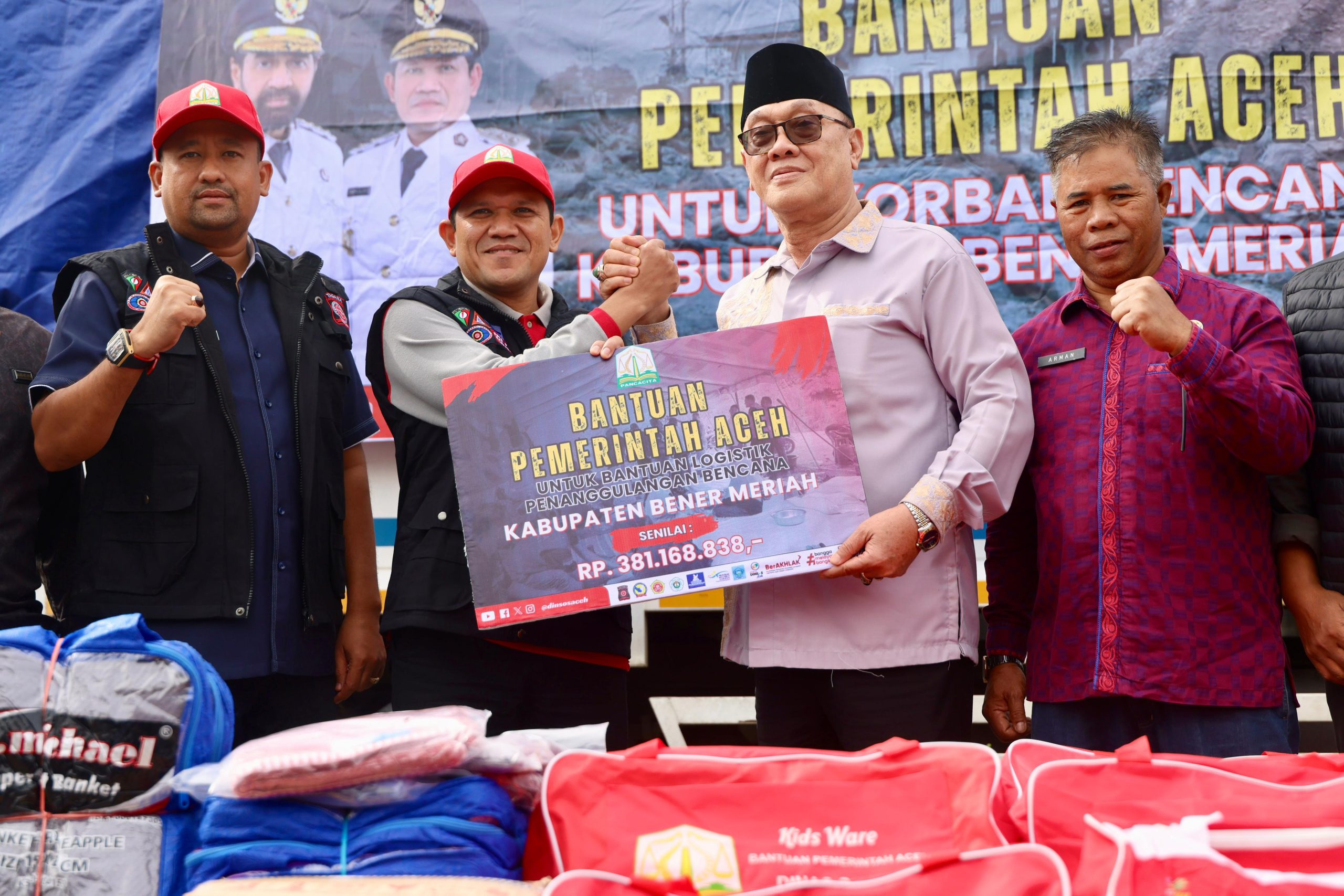 Wagub Aceh Salurkan Bantuan Logistik Darurat Bencana ke Aceh Tengah dan Bener Meriah