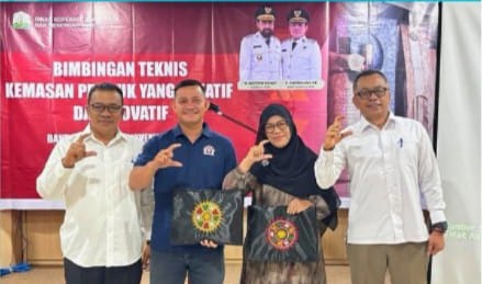 Dorong UMKM Naik Kelas, Dinas Koperasi Aceh Gelar Bimtek Kemasan Produk Kreatif dan Inovatif
