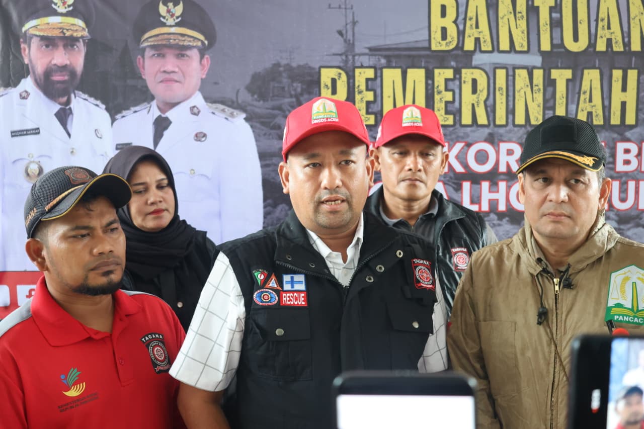 Istri Gubernur Aceh, Marlina Muzakir Salurkan Bantuan Logistik untuk Korban Banjir di Lhokseumawe