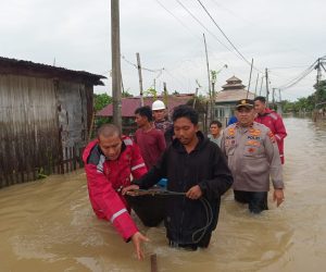 Polres Pidie Jaya Gerak Cepat Tangani dan Evakuasi Korban Banjir