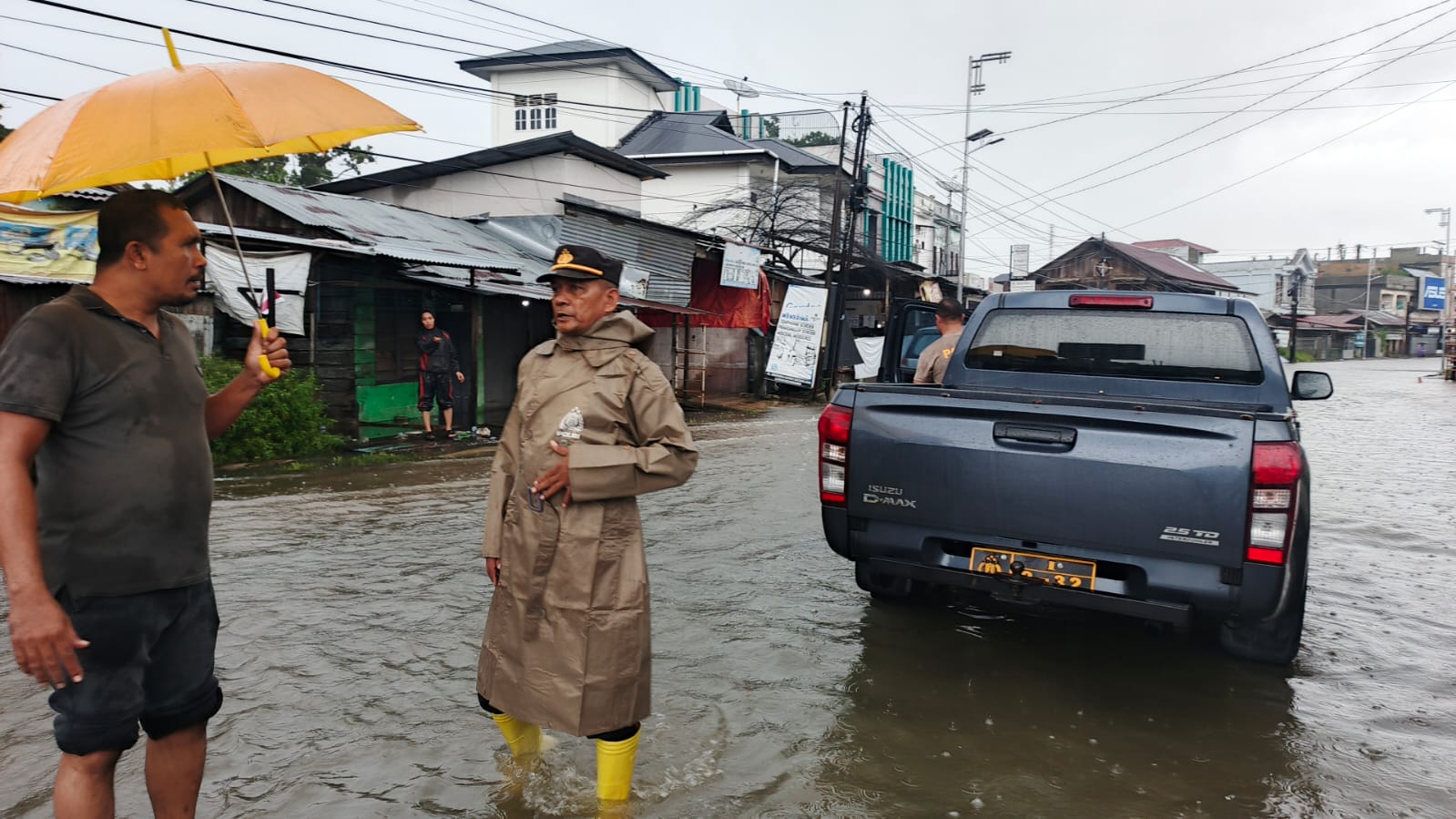 Kapolsek Banda Sakti Intensifkan Patroli Dialogis, Pastikan Keamanan Warga di Lokasi Pengungsian Banjir