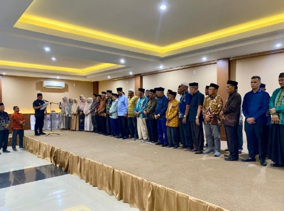 Bupati Syech Muharram Kukuhkan Pengurus FOSMADA