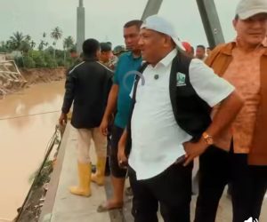 Banjir Melumpuhkan Akses di Bireuen, Pemkab Sediakan Boat Gratis Mulai Sabtu