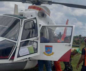 Astamaops Kapolri Tinjau dan Serahkan Bantuan untuk Korban Bencana di Aceh Tamiang