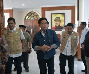 Sekda Aceh Jemput Kedatangan Menko Kumham Imipas di Aceh