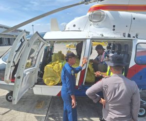Kapolda Aceh Bersama Alumni Akpol Angkatan 2000 Salurkan Bantuan Ke Aceh Tamiang Melalui Bandara Kualanamu