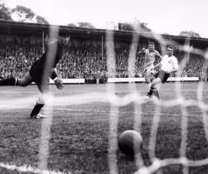 Rekor dan Sejarah 10 Pencetak Gol Termuda Piala Dunia