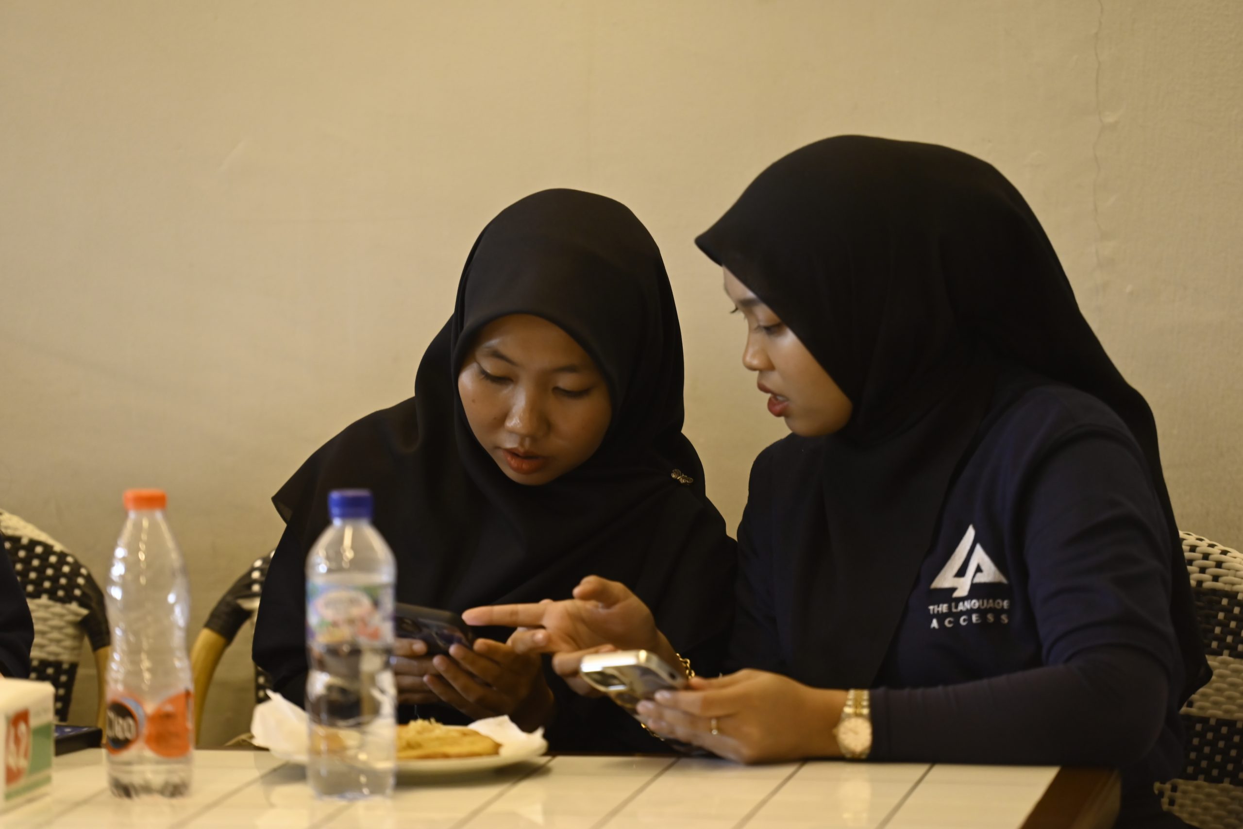 Dari Papan Tulis ke Konten Kreatif dan Pakai AI di Kelas