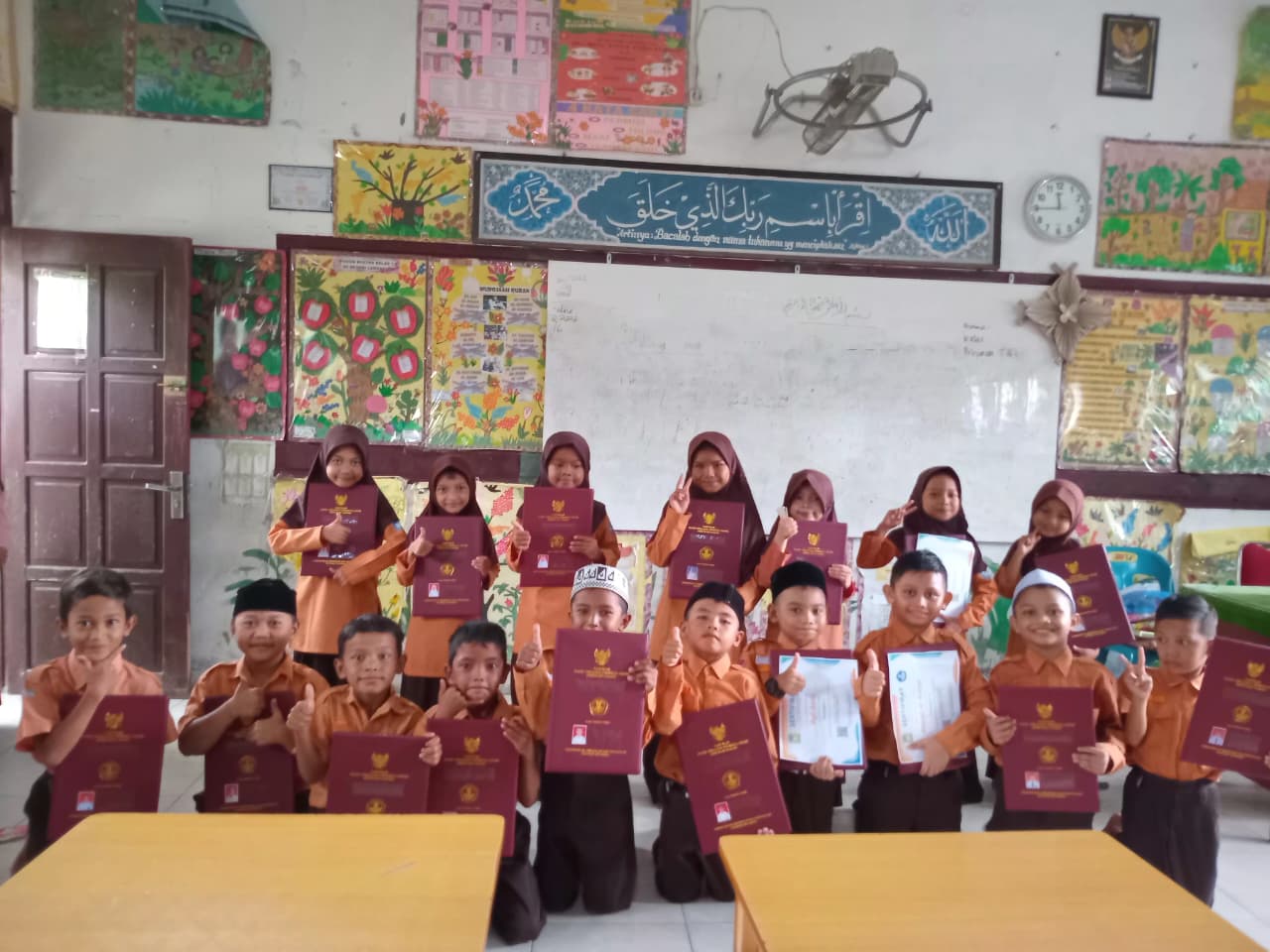 10 Tips Hemat Tahun Ajaran Baru 