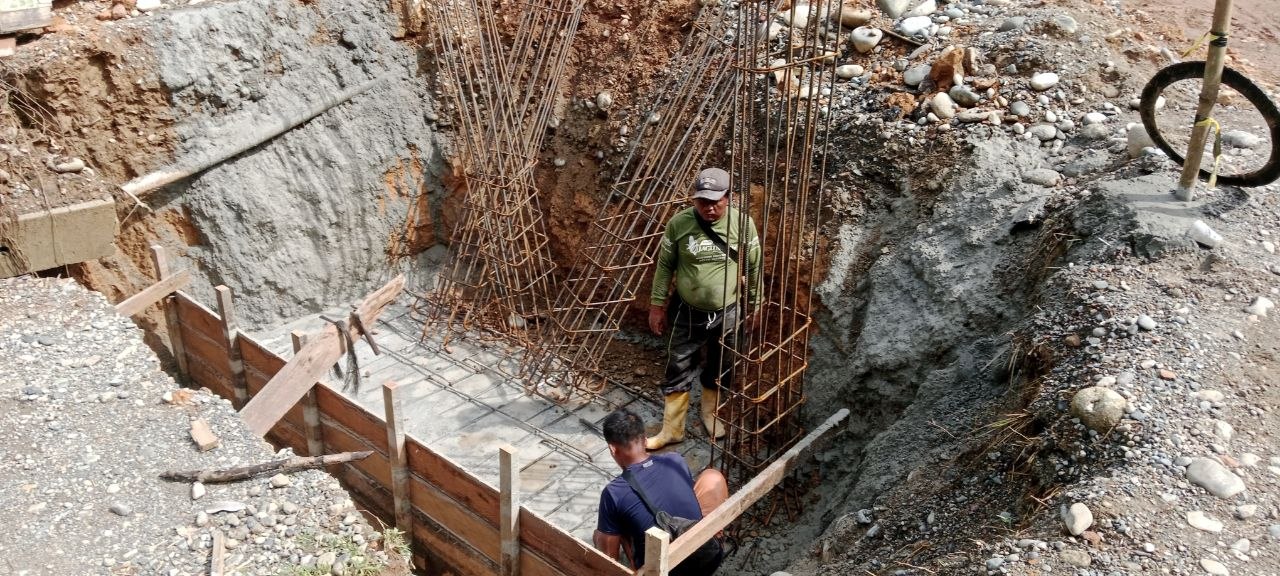 Kodim 0108/Agara Rakit Besi dan Pasang Bekisting