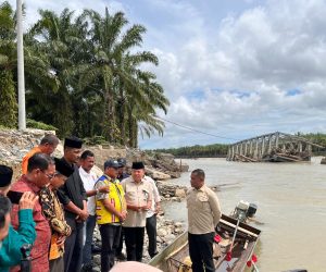 Jembatan Putus Akibat Banjir, Ghufran Soroti Nasib Pelajar yang Bertaruh Nyawa Setiap Hari