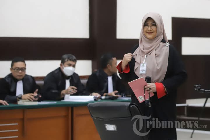 Sidang Perdana Dokter Tifa