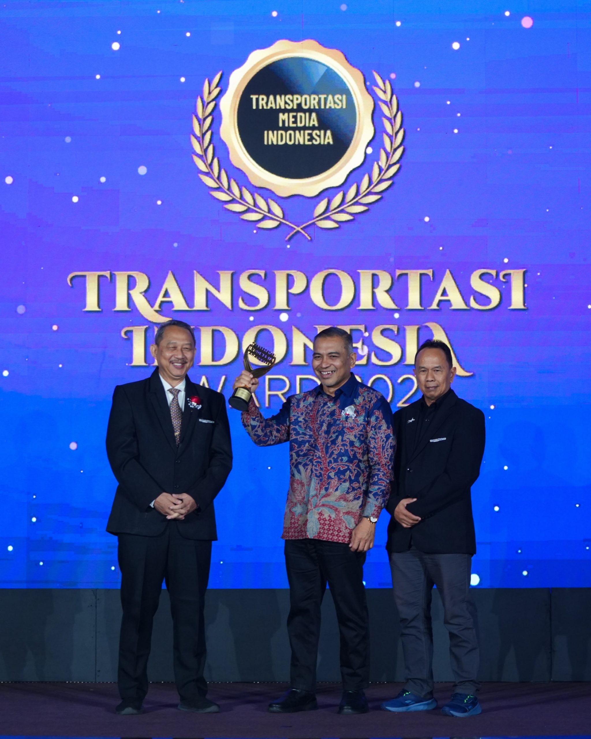 Mualem Raih Transportasi Indonesia Award 2026