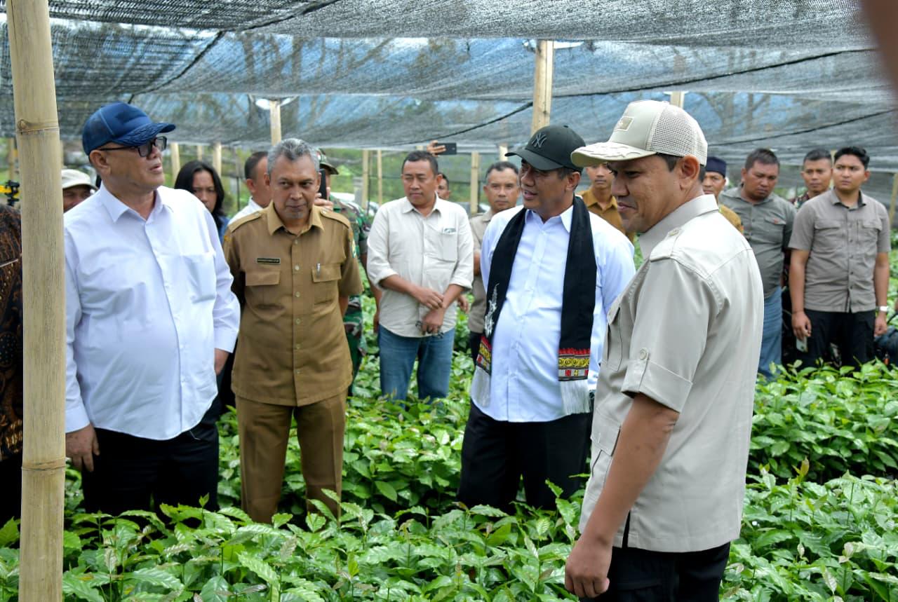 Mentan Apresiasi Kinerja Pemerintah Aceh, Janji Terus Dukung Pengembangan Pertanian dan Kopi Gayo