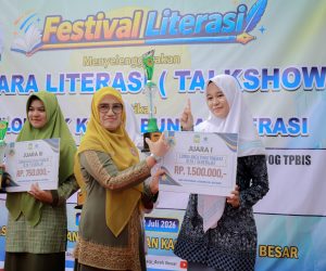 Dorong Literasi Jadi Kebiasaan