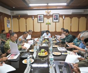 Tambang Ilegal Hingga LGBT