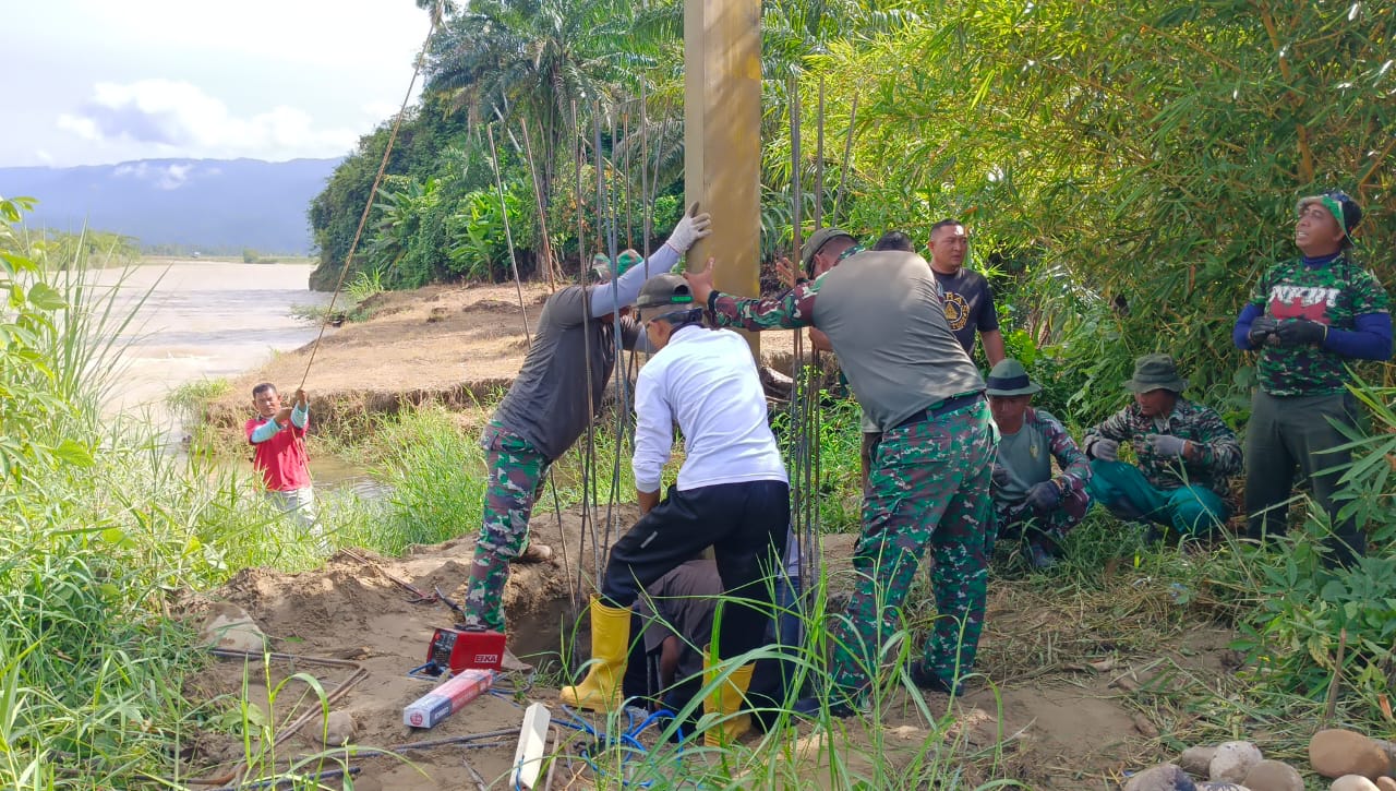 Perkuat Konstruksi Jembatan Gantung