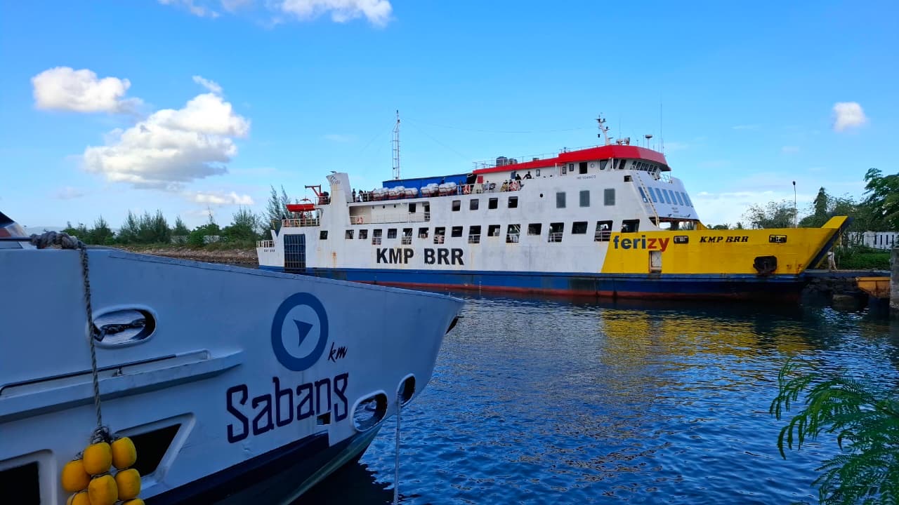 KMP BRR Docking Catat! Ini Jadwal Terbaru Penyeberangan Banda Aceh-Sabang