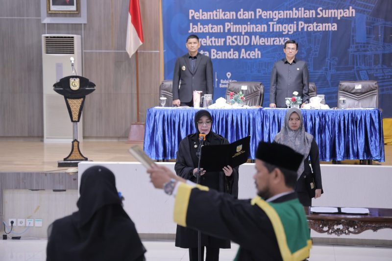Illiza Lantik Direktur Baru RSUD Meuraxa