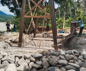 Tempuh Jalur Alternatif Yang Lebih Jauh Jembatan Ini Solusinya