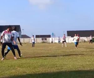 Ditengah Panas Terik Berakhir Imbang Tanpa Gol