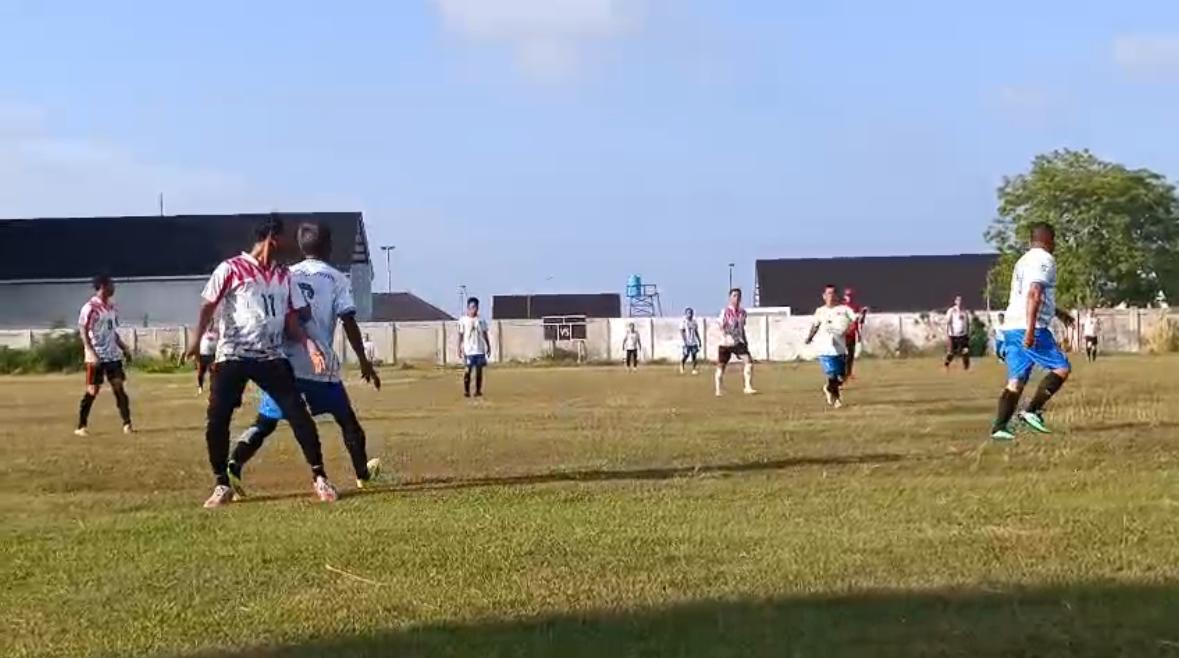 Ditengah Panas Terik Berakhir Imbang Tanpa Gol
