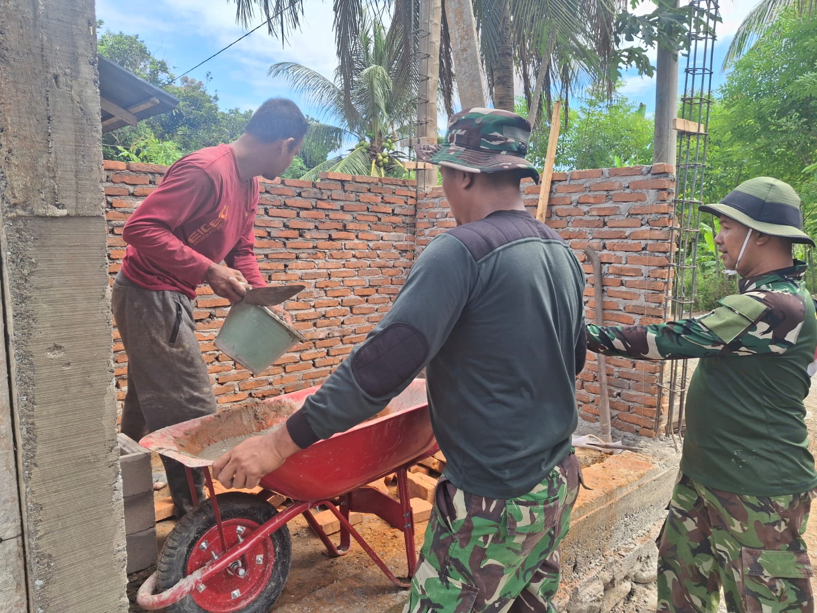 Hadirkan Sanitasi Layak di Meunasah Blang Cot