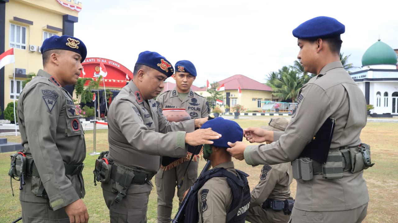 Pesan Kapolda Pada Pembaretan Bintara Remaja Satbrimob
