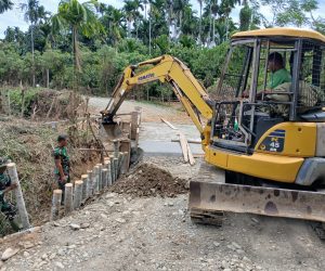 Satgas TMMD Ke-129 Kodim 0102/Pidie Pacu Pemasangan Cerucuk