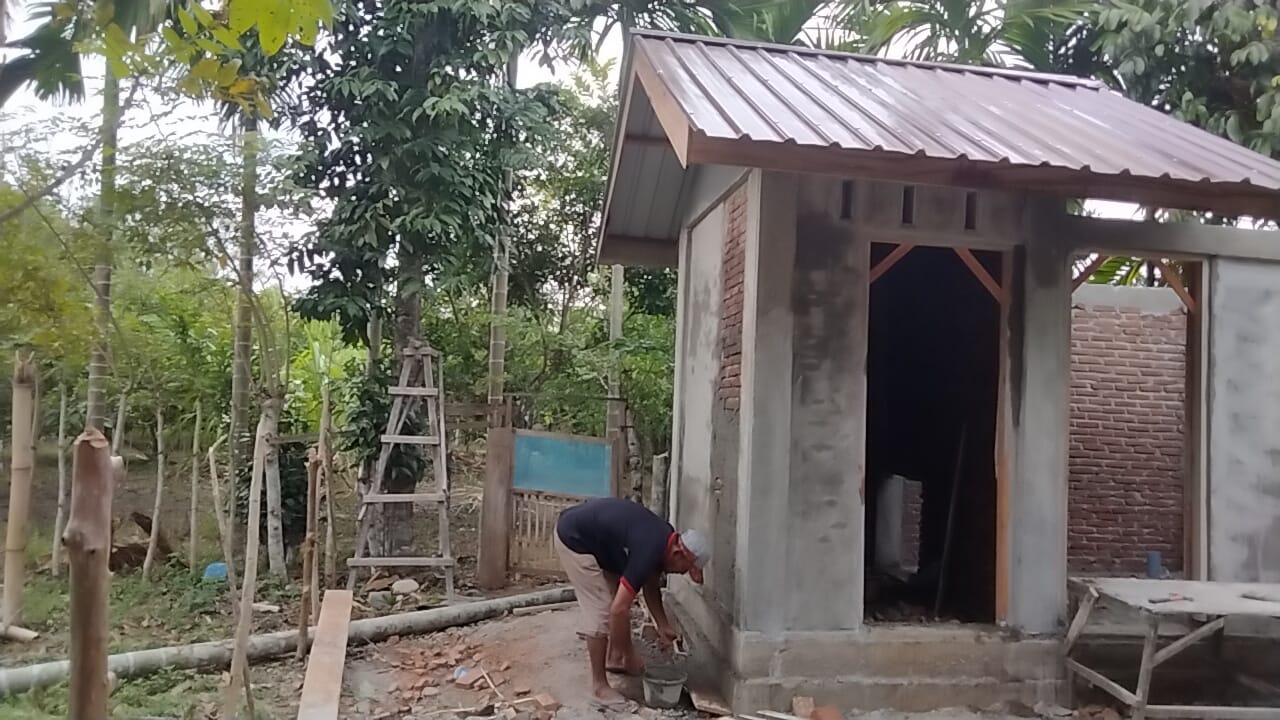 Pembangunan MCK TMMD Ke-129 Kodim 0102/Pidie Capai 65 Persen